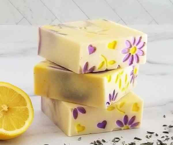 Lemon and Lavender Soap - Island Thyme Soap Company