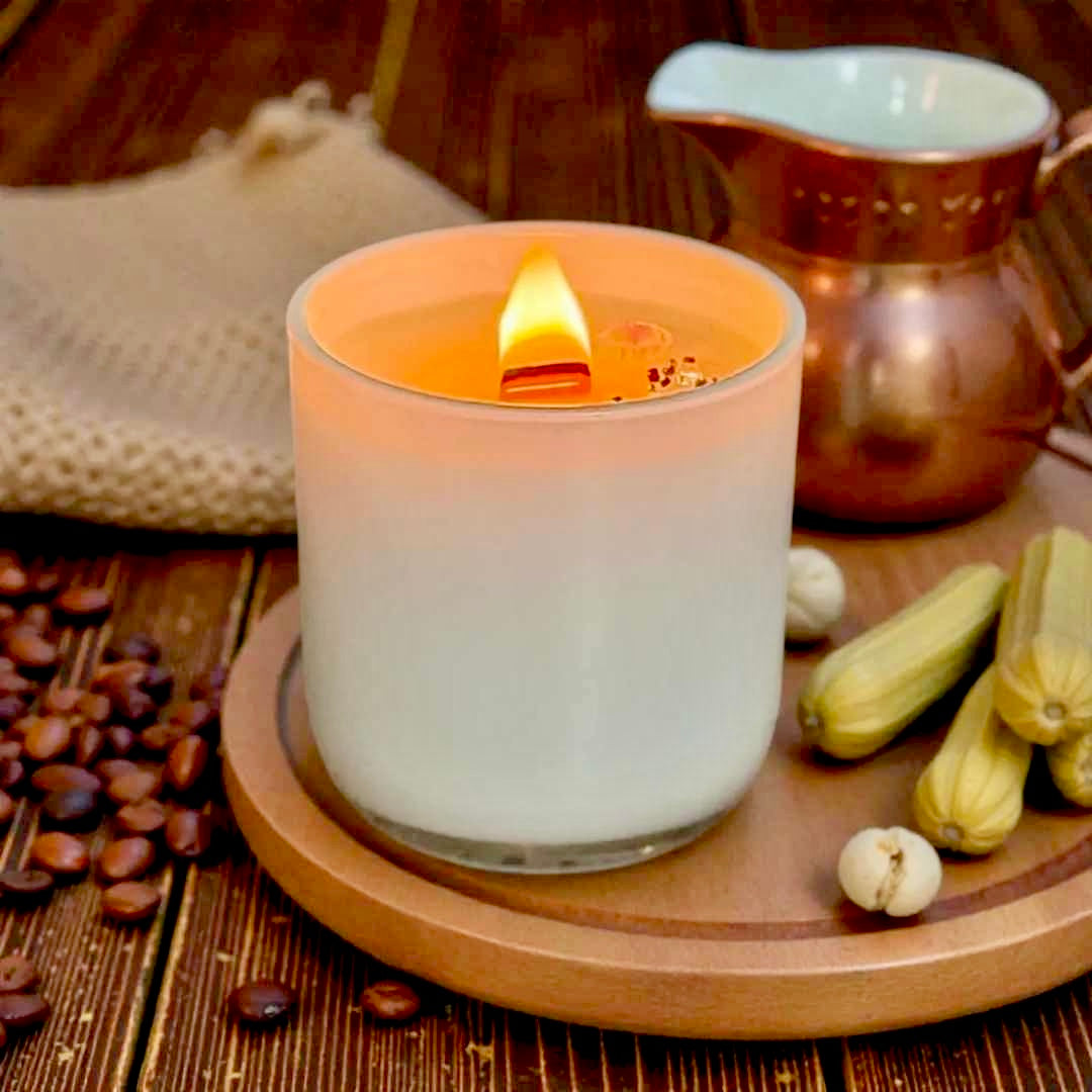 Café and Crema Candle