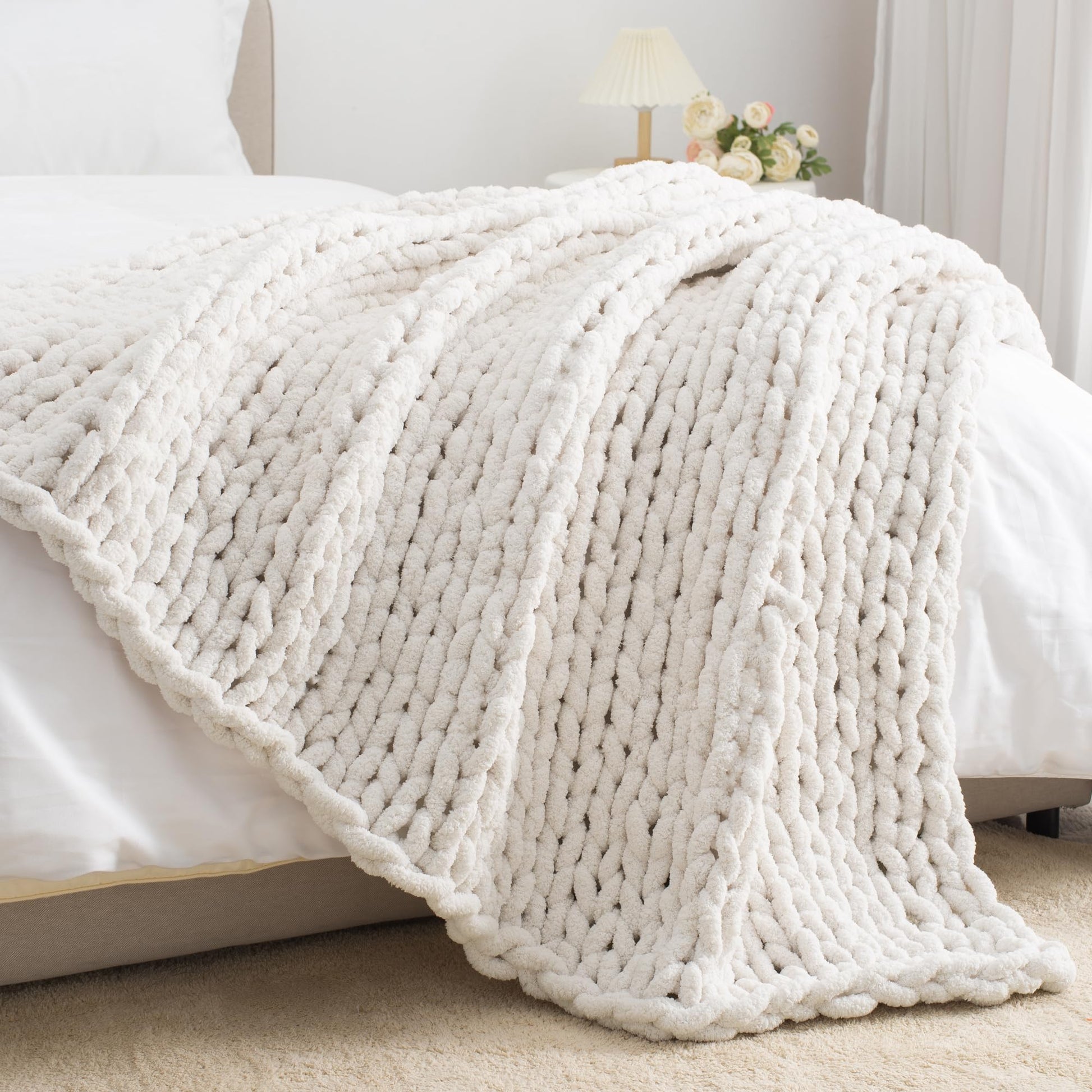 Chunky Chenille Cable Woven Throw Blanket - Island Thyme Soap Company